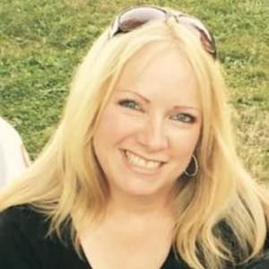 Meet your Posher, Laurie